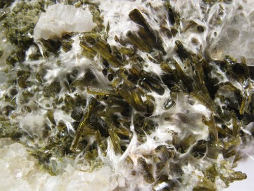 Albite With Epidote & Byssolite