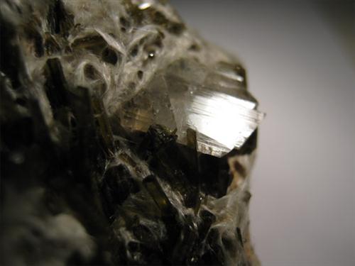 Albite With Epidote & Byssolite