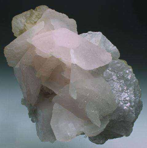 Manganoan Calcite & Boulangerite