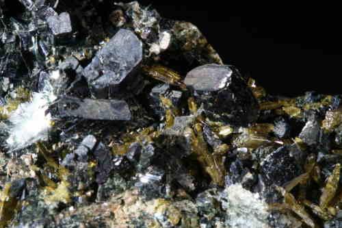 Augite Epidote & Byssolite