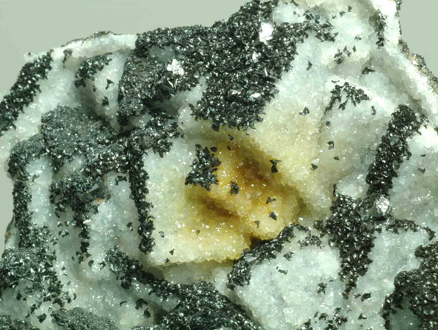 Quartz Psm Fluorite