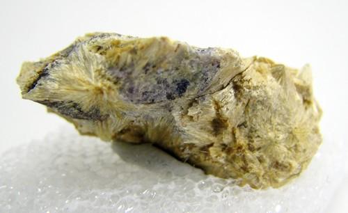 Carpholite & Fluorite