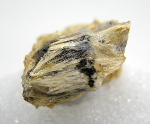 Carpholite & Fluorite