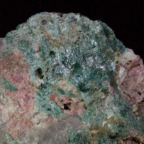 Cyprine & Thulite