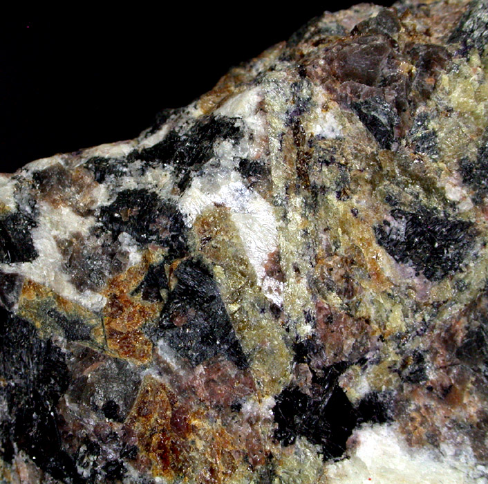 Eudialyte Wöhlerite Zircon & Thorite