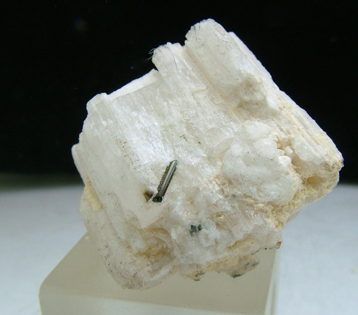 Beryllonite With Elbaite