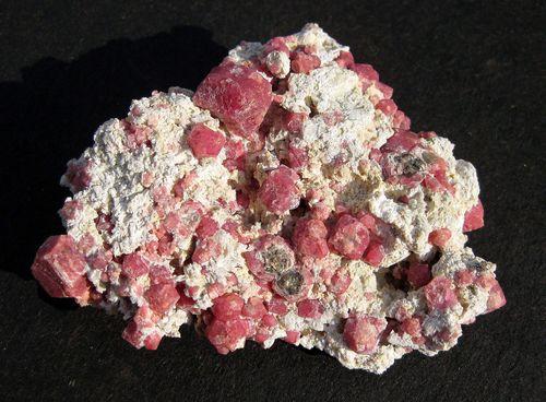Manganoan Grossular