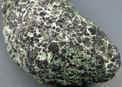 Chromite & Chrome-Tremolite