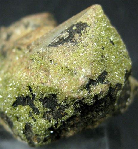 Pyromorphite On Quartz