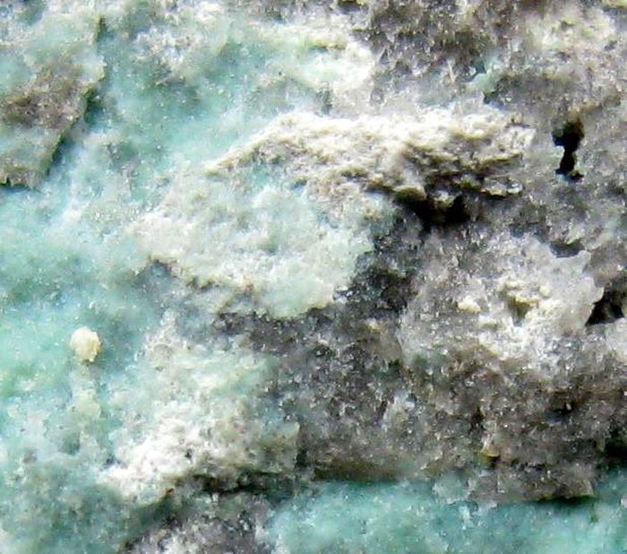 Planerite With Vantasselite