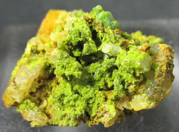 Pyromorphite & Quartz
