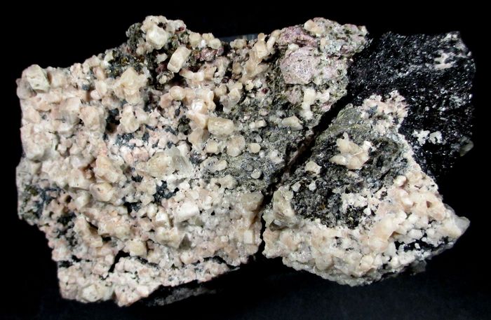 Svabite Braunite & Garnet