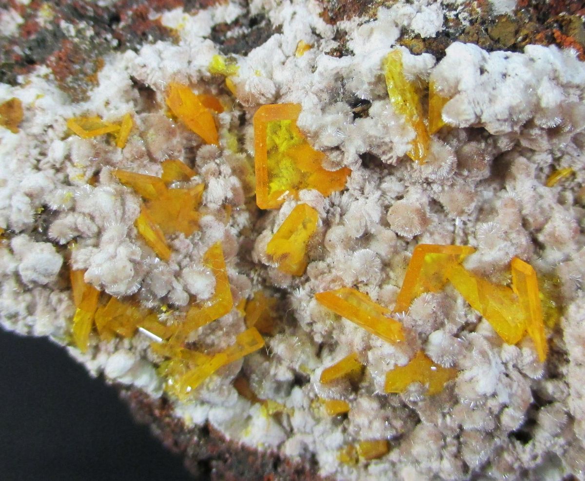 Wulfenite & Hydrozincite