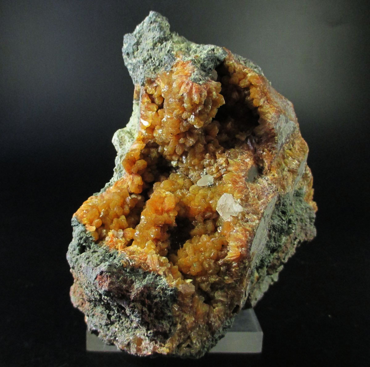 Stellerite & Calcite