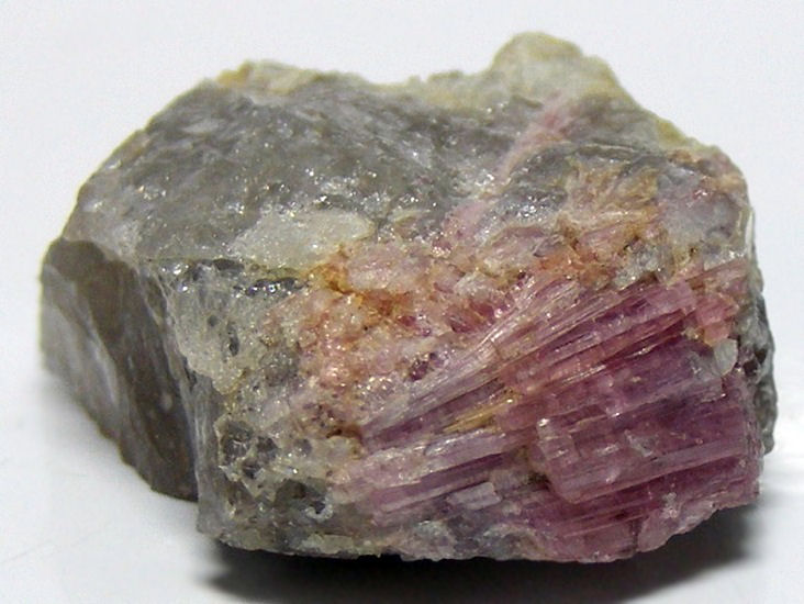 Rossmanite