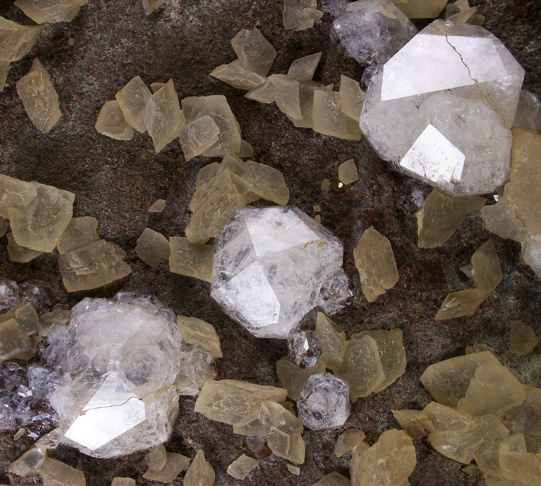 Analcime & Calcite