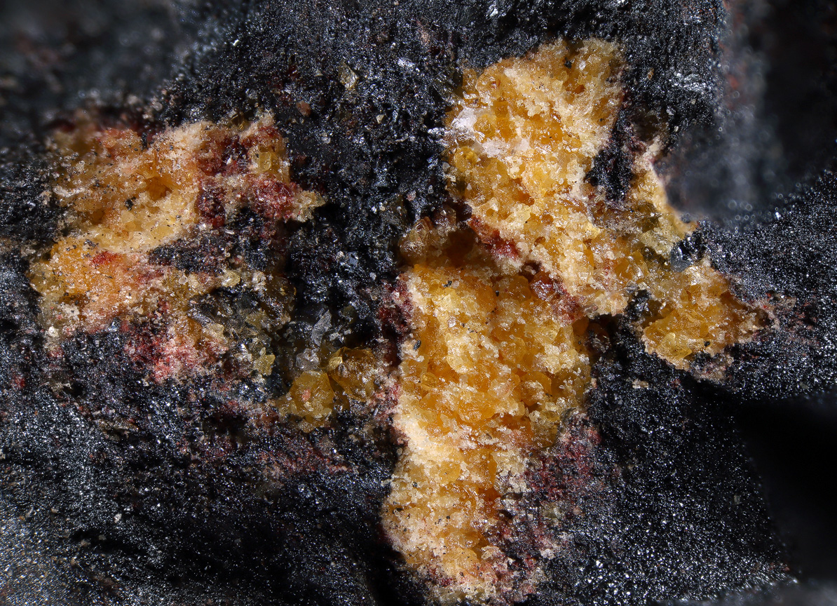 Calderite