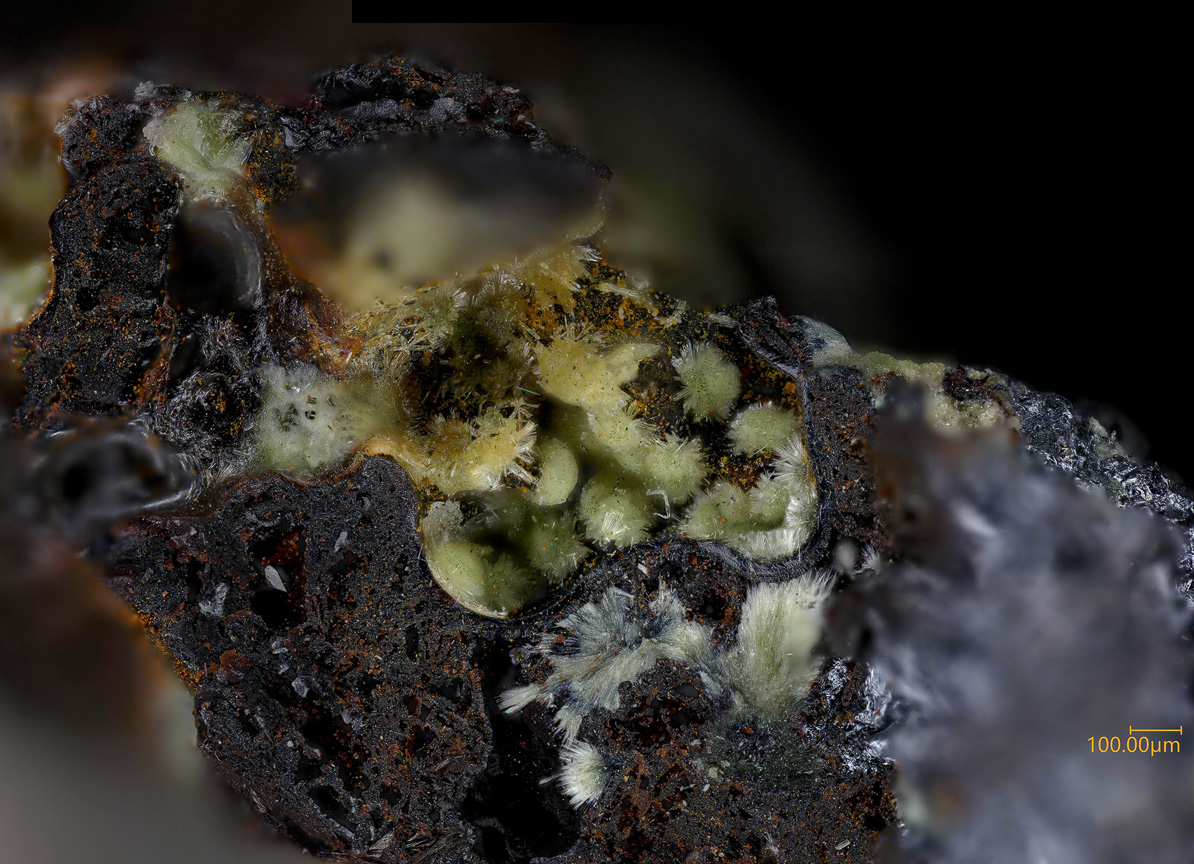 Mandarinoite