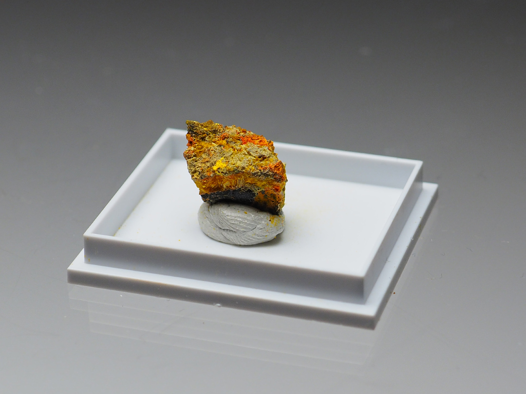 Protasite & Becquerelite