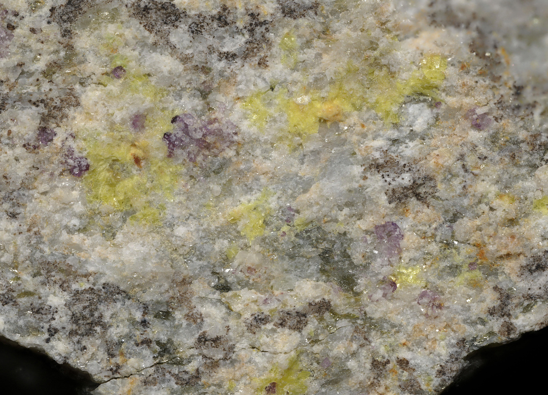 Uranospinite