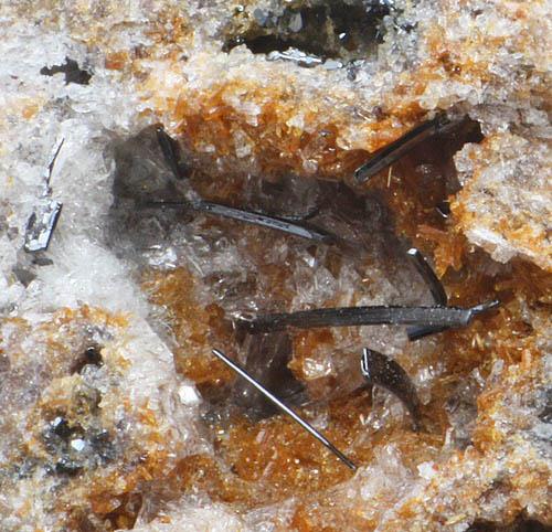 Pseudobrookite & Clinopyroxene Subgroup