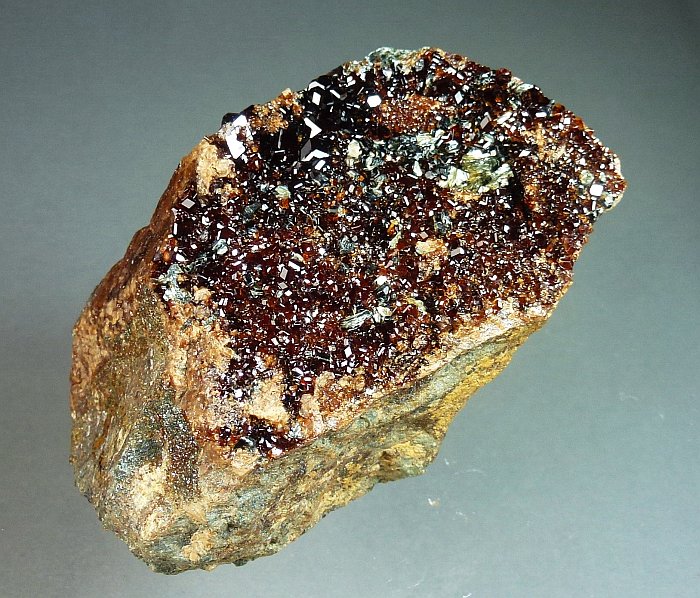 Hessonite & Clinochlore