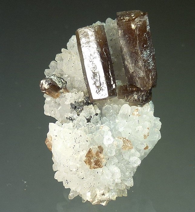 Pyromorphite & Quartz