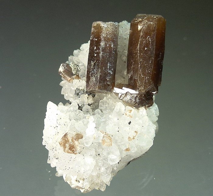 Pyromorphite & Quartz