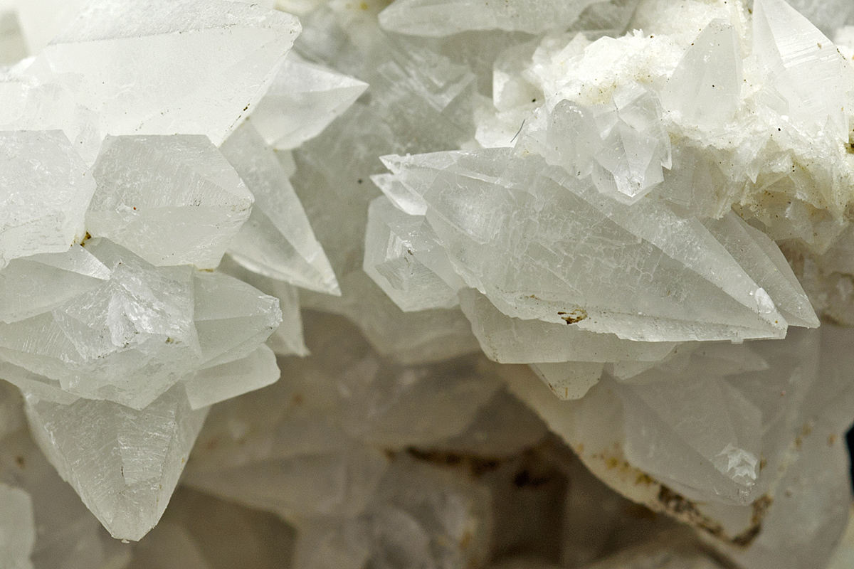 Alstonite