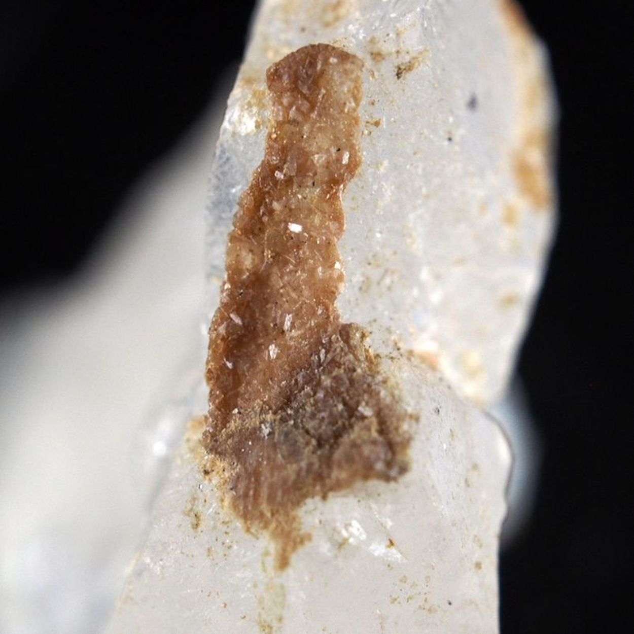 Braitschite-(Ce)