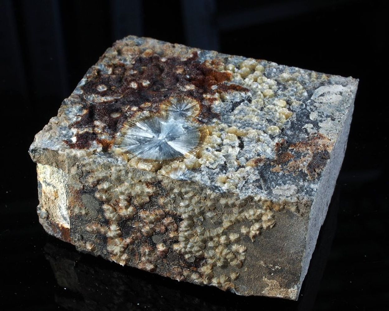 Wavellite