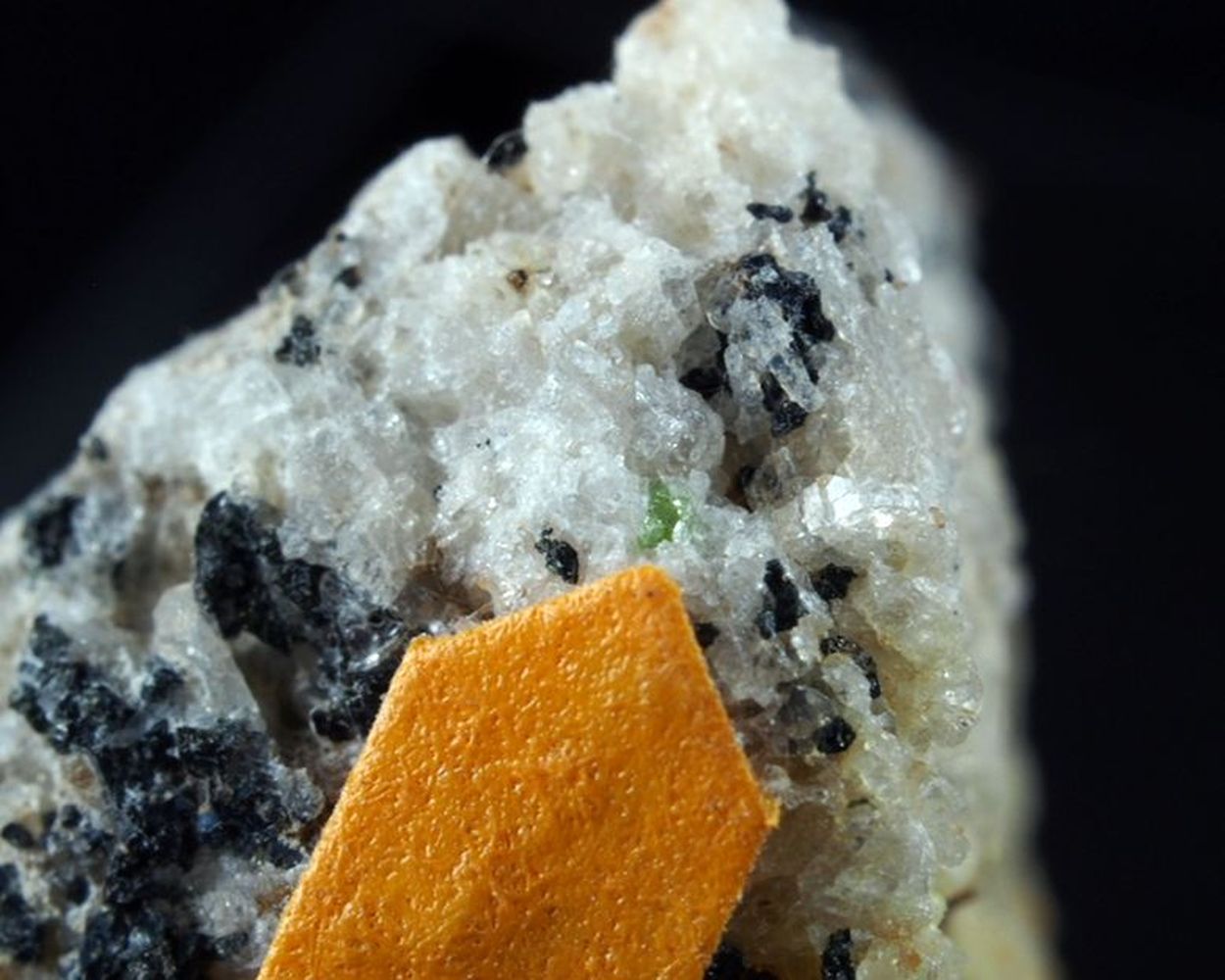 Ekanite