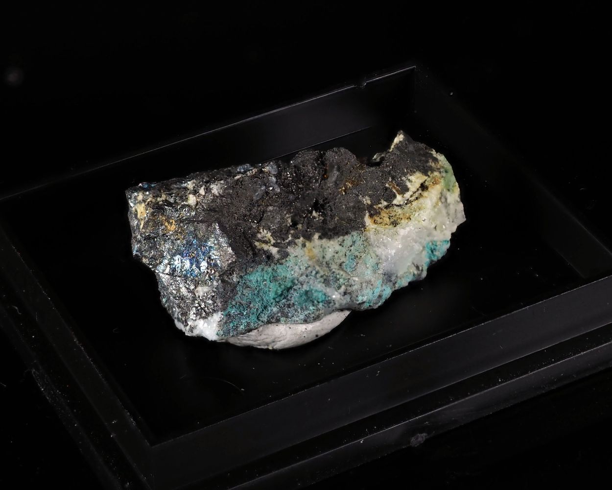 Luzonite