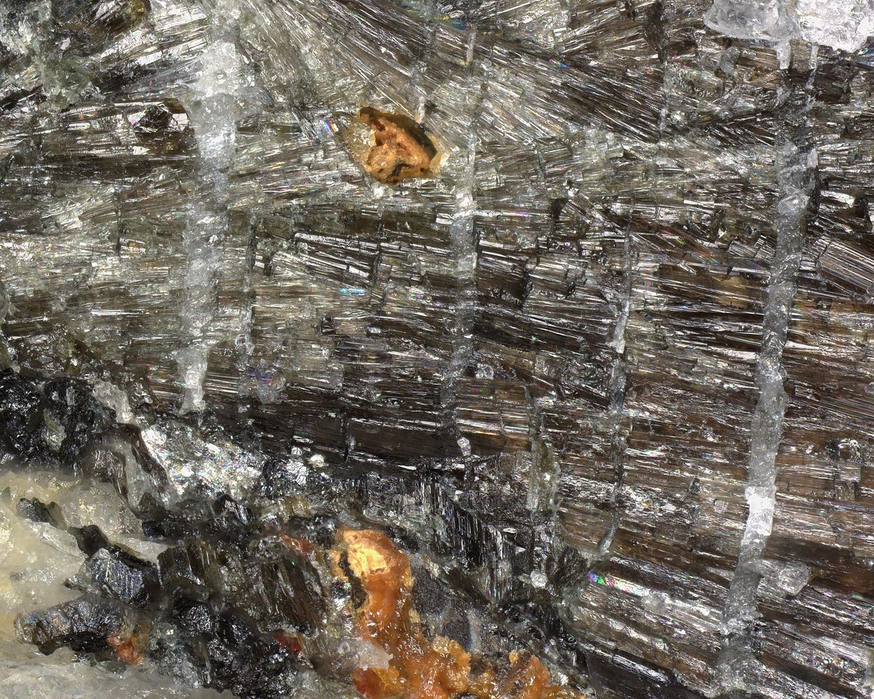 Oxy-schorl