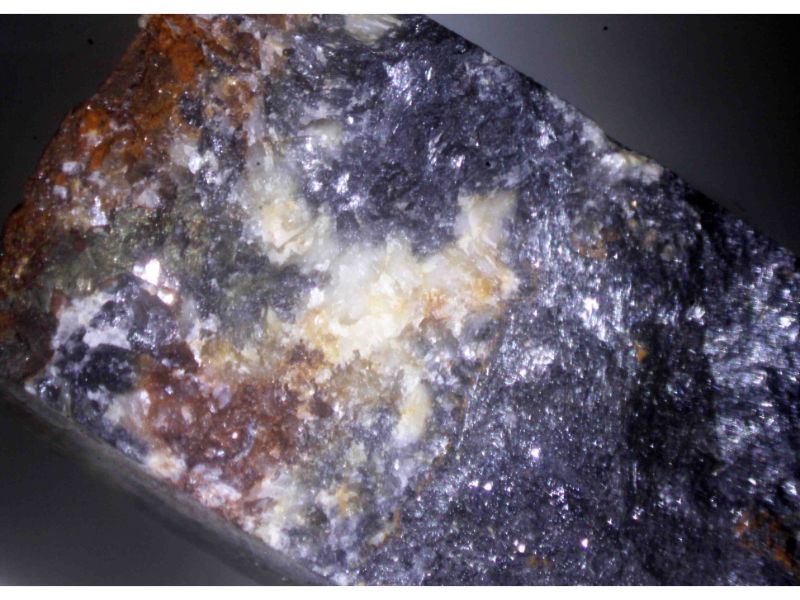 Quantrandorite