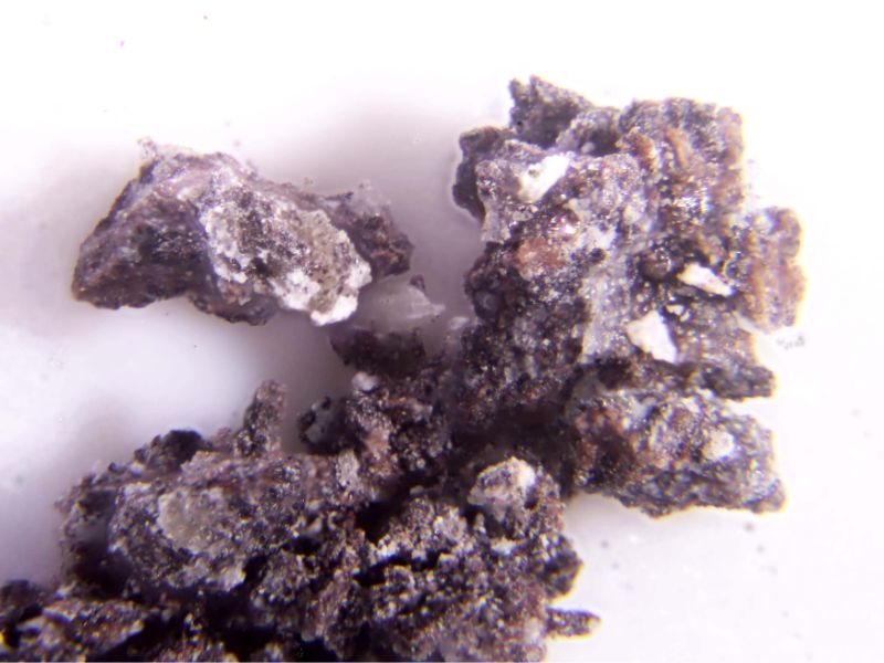 Nitrobarite