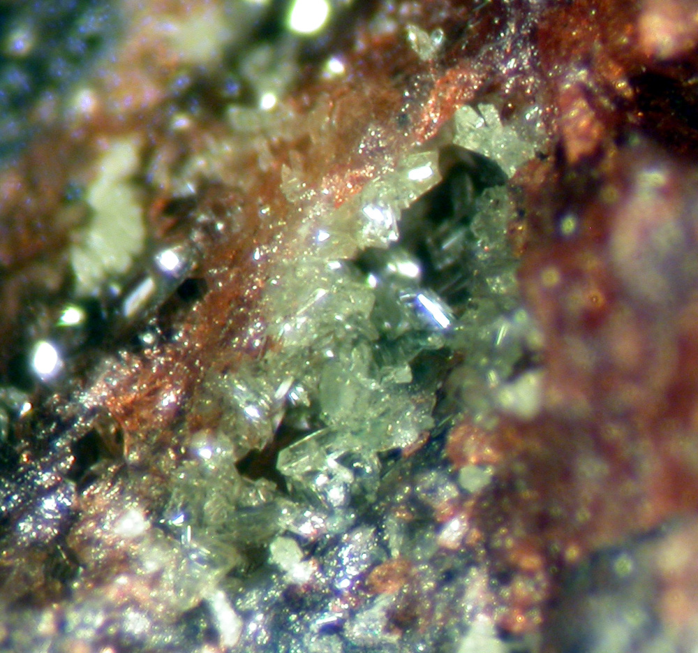 Tavorite