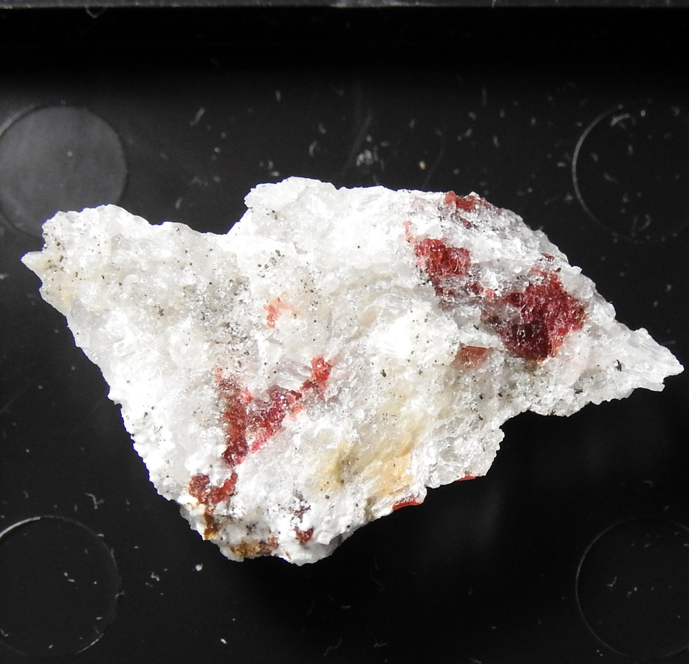 Titantaramellite