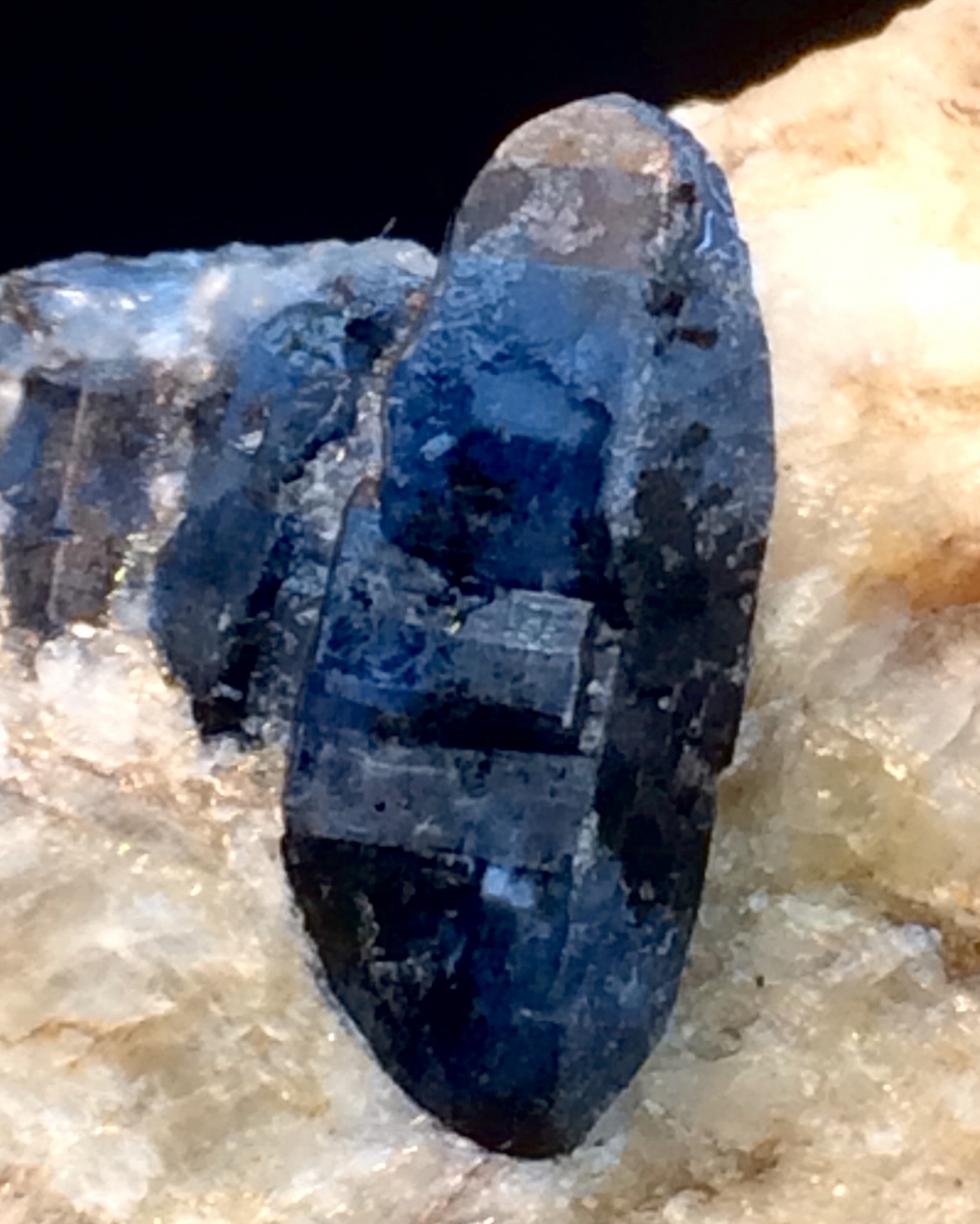 Afghanite