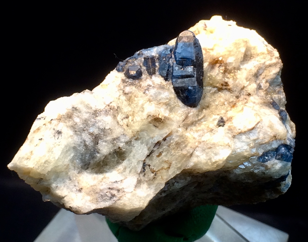 Afghanite