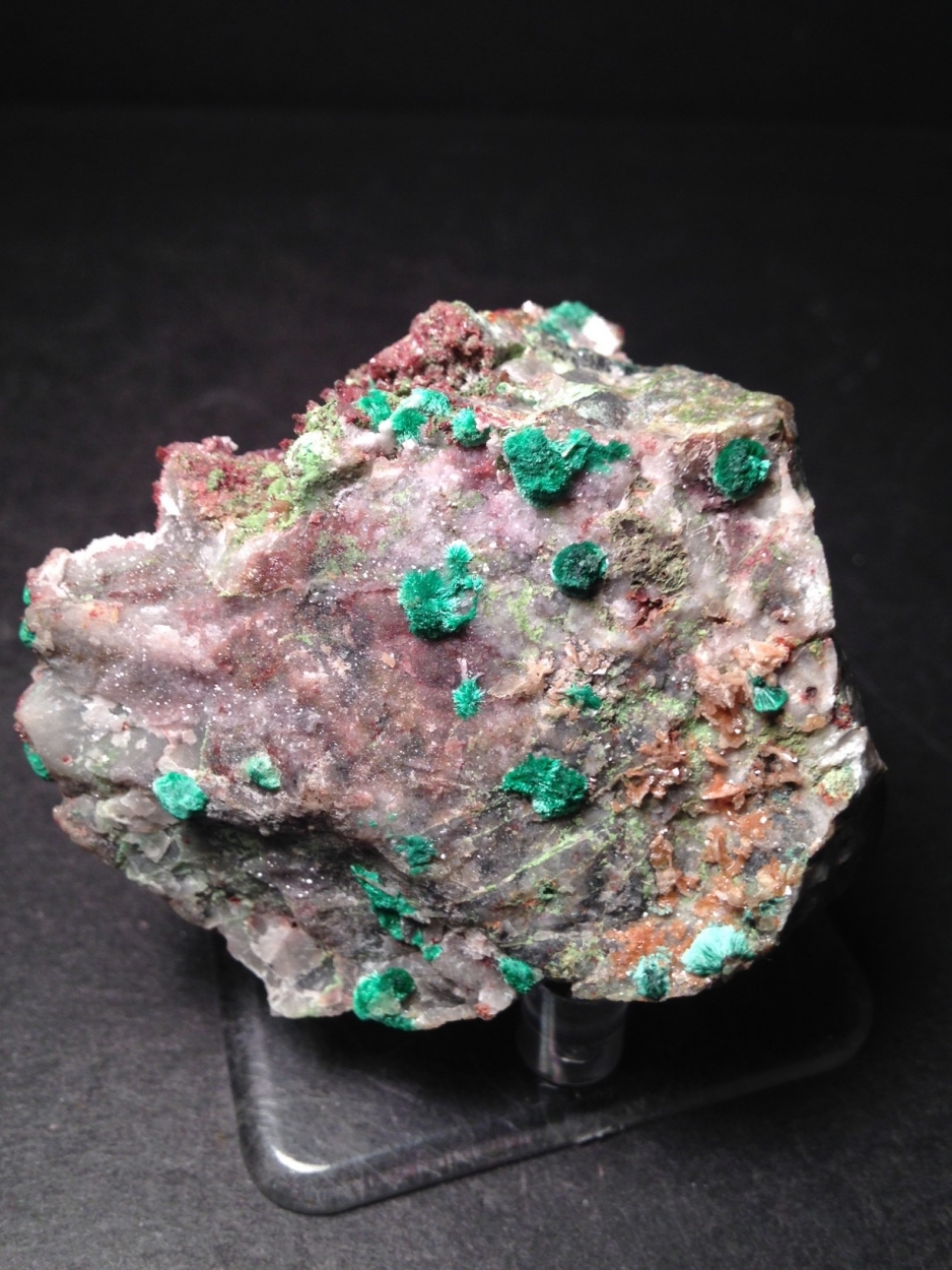 Cobaltoan Dolomite Malachite & Wulfenite