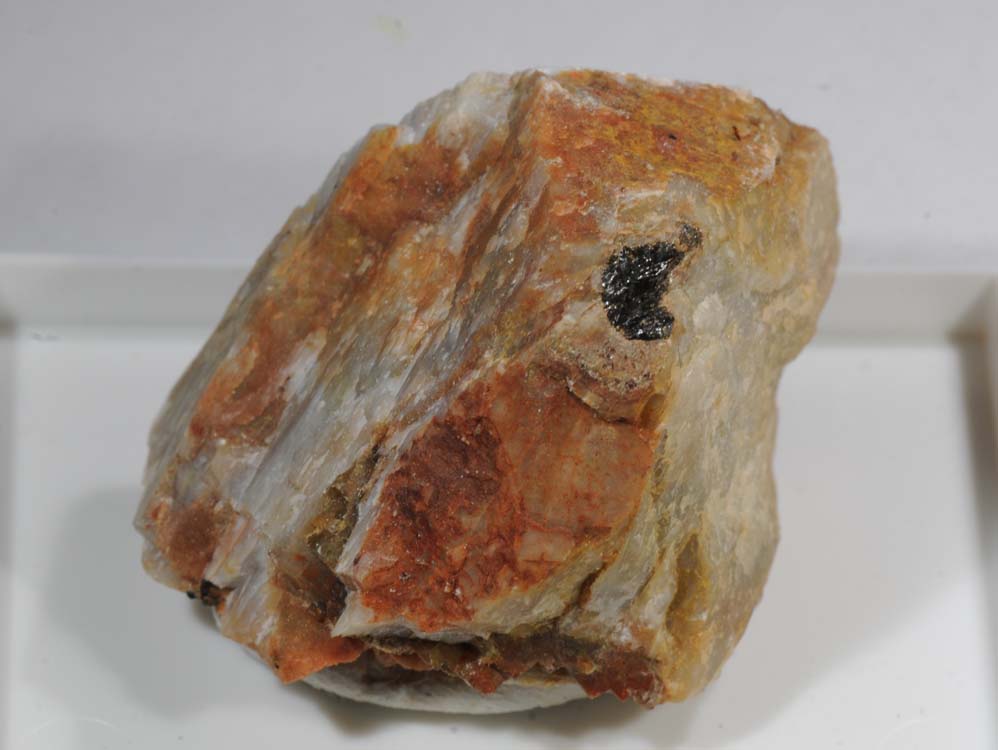 Fergusonite-(Ce)
