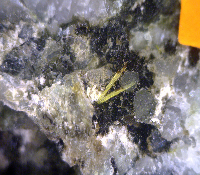 Droninoite