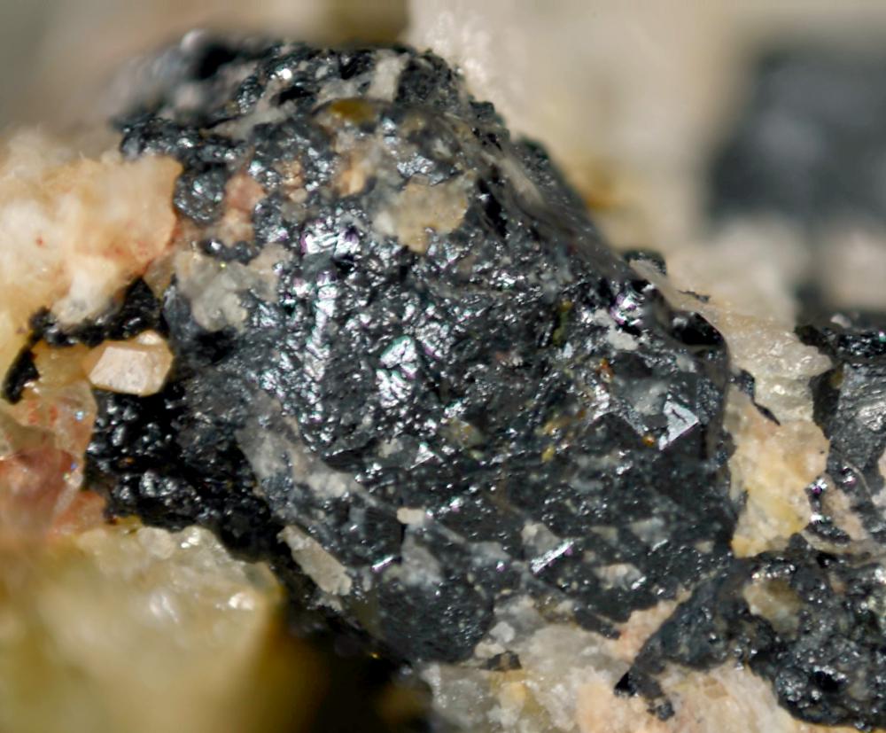 Cleusonite