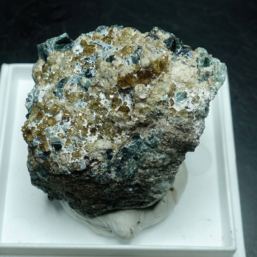 Vesuvianite