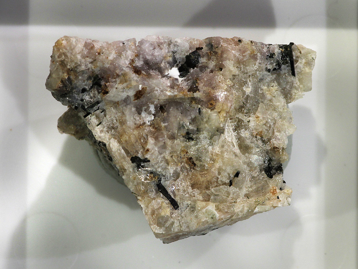 Dorfmanite & Nahpoite