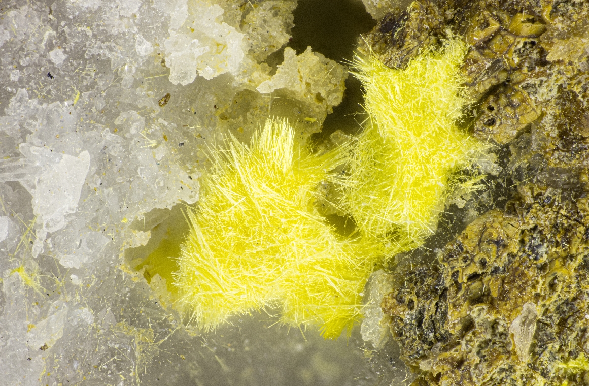 Ferrimolybdite