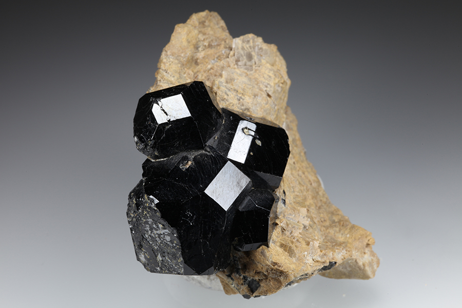 Tourmaline Var Uvite