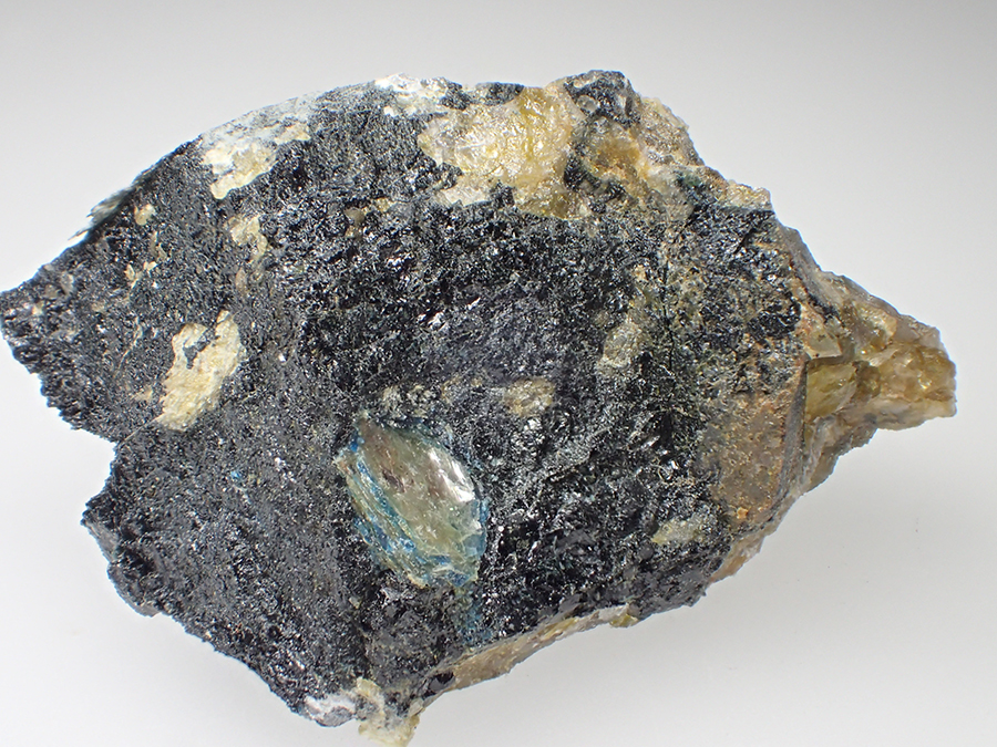 Ferrowyllieite