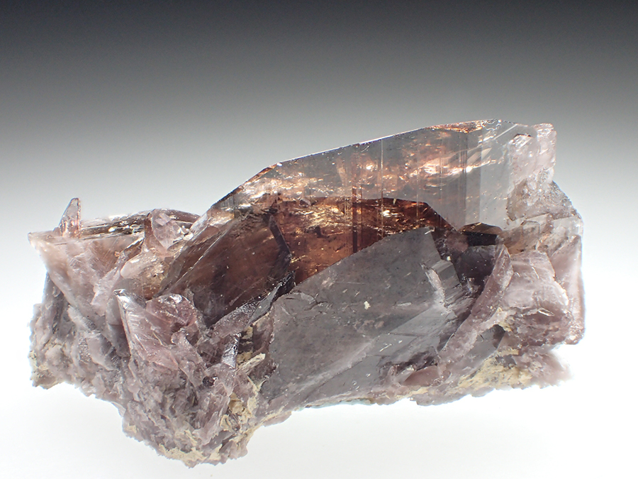 Axinite-(Fe)